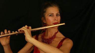 Десислава Петева: Празнична приказка за флейта