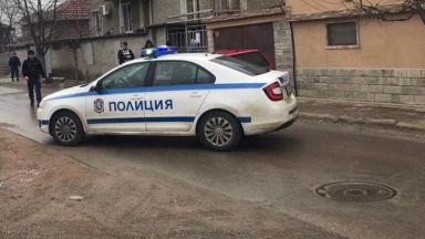 Полицията е открила убиеца на 64 годишната жена в Казанлък заспал