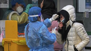След локдауна: Китайските власти обявиха тотална дезинфекция в 13-милионния Сиан