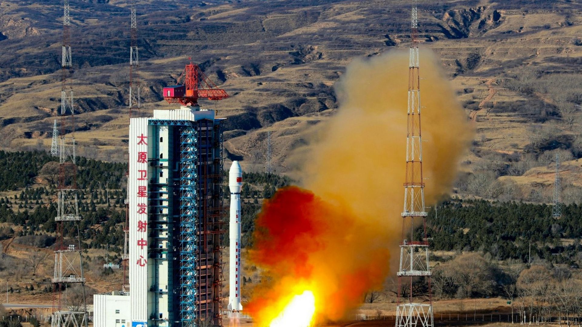Китай изстреля спътник за дистанционно сондиране на Земята (видео)