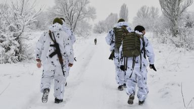 Три хиляди руски военни започнаха учения с бойна стрелба в