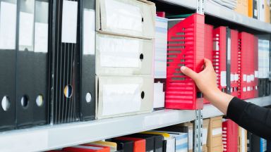 Полиция влезе в общината в Бургас Неофициално причината е разследване във