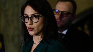 Засега няма основания за повдигане на обвинения на тримата задържани