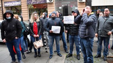 И младежката организация на БСП реагира за предложението Кирил Добрев
