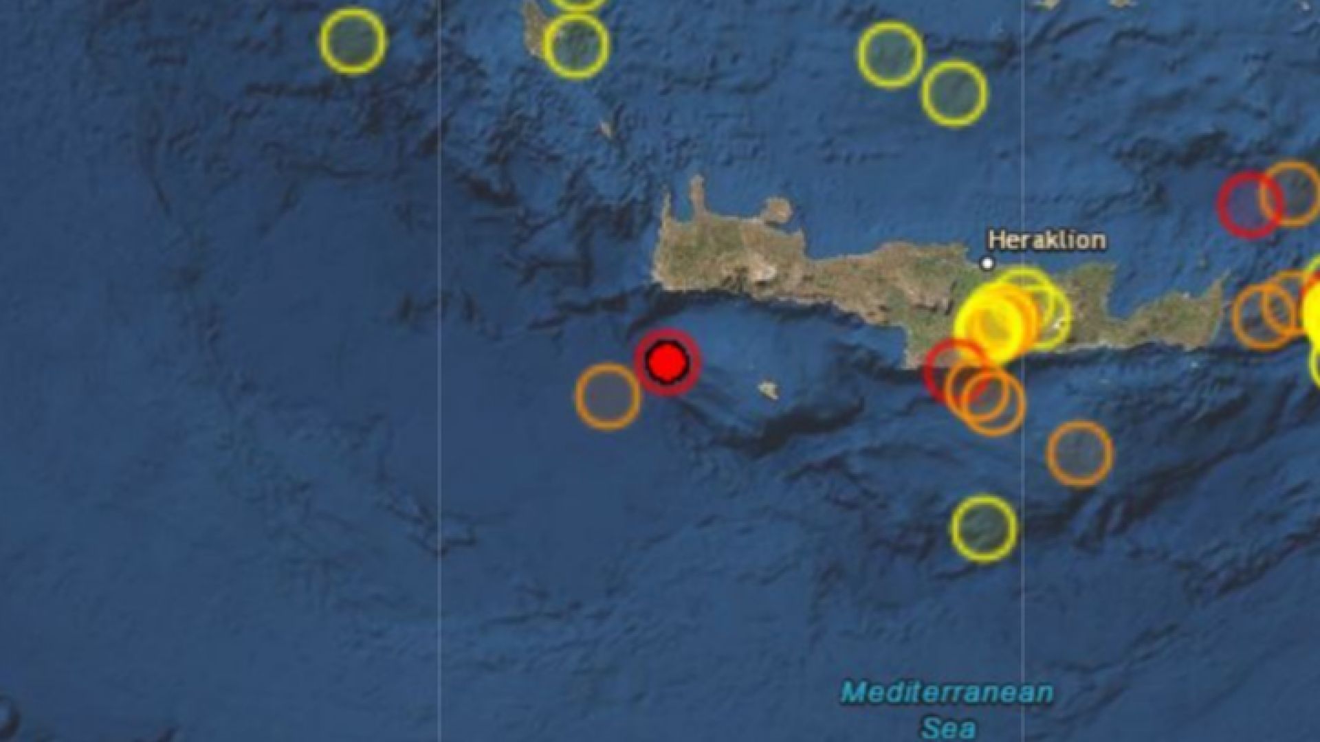 Земетресение от 4,9 по Рихтер разтърси остров Крит, испански турист е изгубил краака си