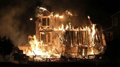 Американският щат Колорадо обяви бедствено положение заради бушуващите горски пожари