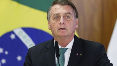 Състоянието на бразилския президент Жаир Болсонаро се подобрява но още
