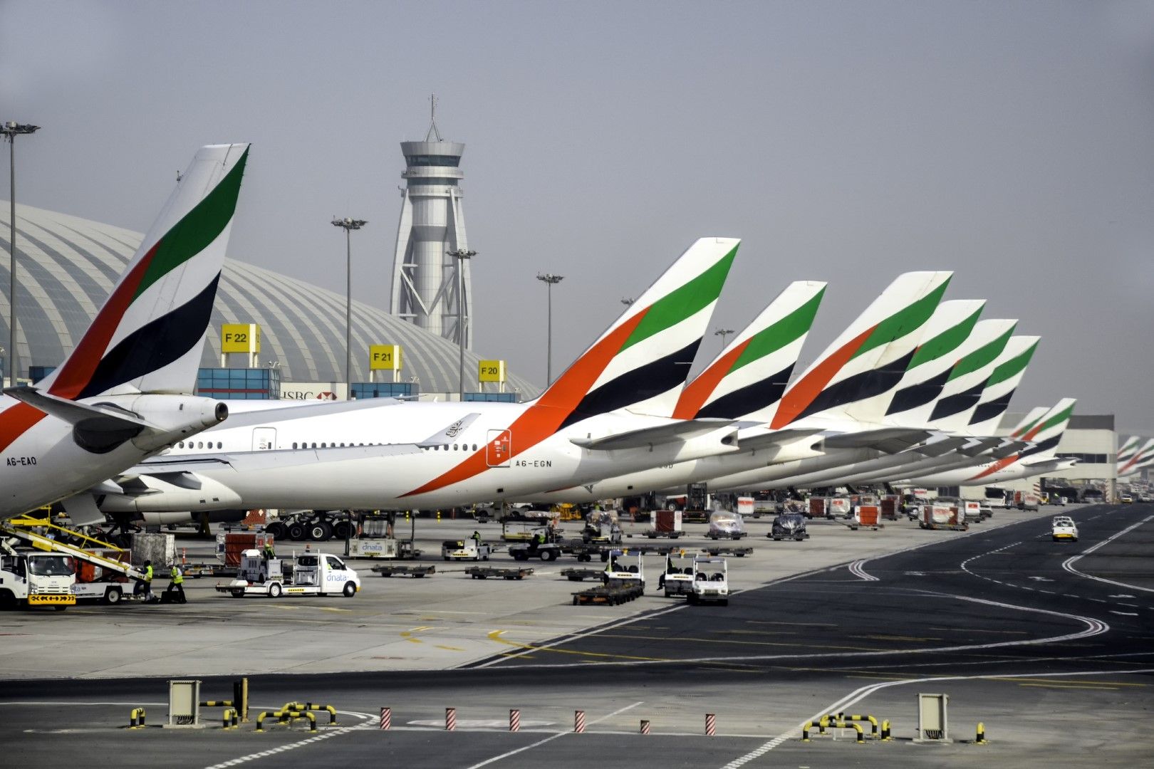 Самолети на Emirates на летището в Дубай