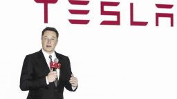 САЩ разследват изявленията на Илон Мъск относно възможностите на автопилота на Tesla 