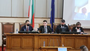 Председателят на Народното събрание Никола Минчев свиква извънредно заседание на