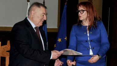 Новият областен управител на Бургас Стойко Танков встъпи официално в
