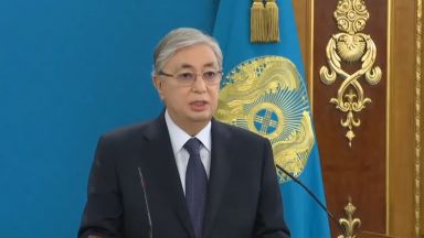 Орязват властта на президента в Казахстан, а Назарбаев е разжалван от званието „баща на нацията“