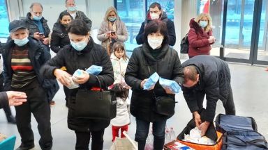 Българите които бяха блокирани в Германия кацнаха успешно у нас