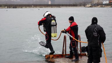 Във формированията на Военноморските сили започна подготовката на личния състав