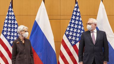 Рябков: Русия ще публикува скоро контрасписъци със санкции срещу САЩ
