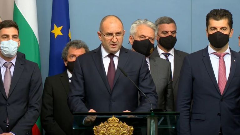 Четири години след подписването на договора от 2017 г. Република