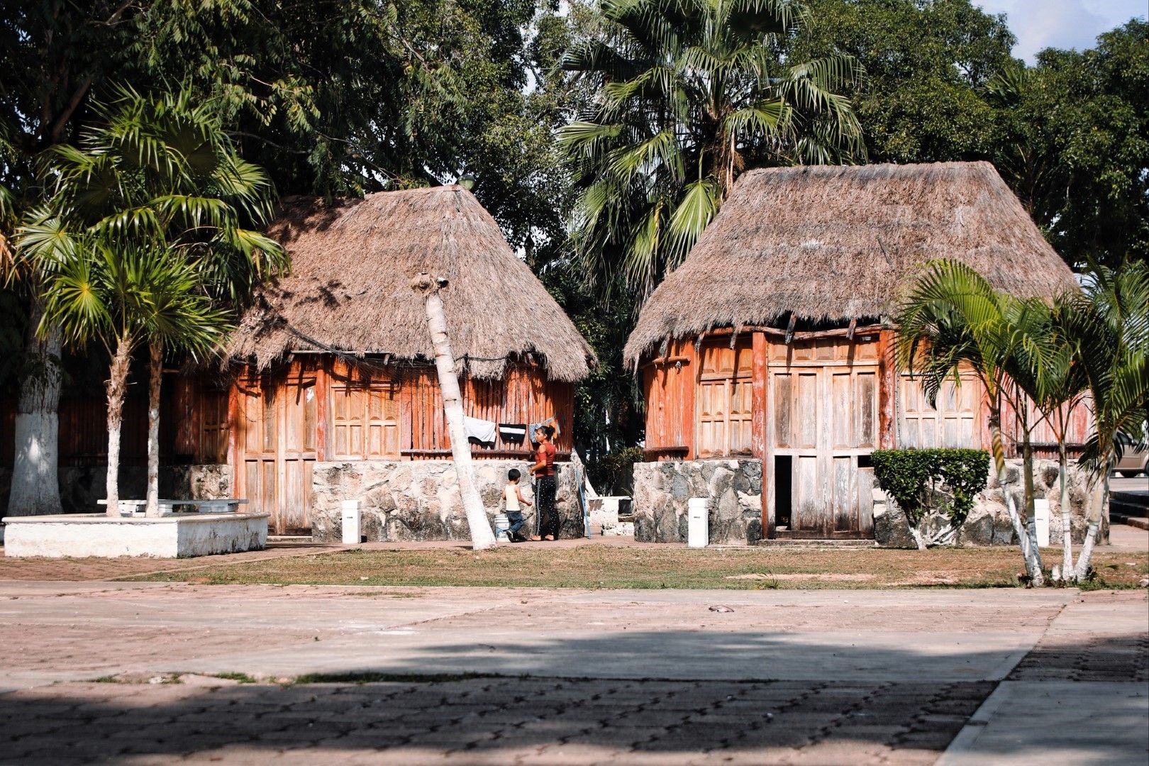 Къщите в селата на маите изглеждат така