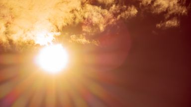 Предимно слънчев и тих ще бъде неделният ден