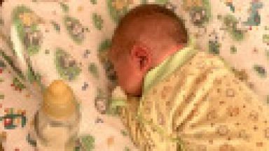 Бебе изоставено при температури от 20 градуса в Сибир навръх