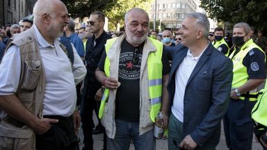 Николай Хаджигенов Арман Бабикян и проф Велислав Минеков осъдиха Цвета