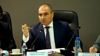 Протестите няма да променят решението за ТОЛ такса за второкласните