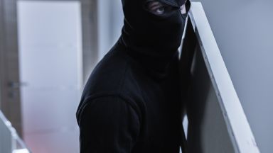 Софийска районна прокуратура привлече към наказателна отговорност двама мъже за