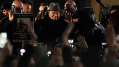 Изтъкнатият учен нобелов лауреат и откривател на ХИВ вируса вирусологът