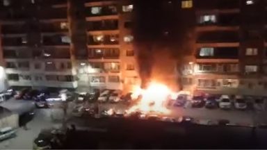 Клошар който запалил огън за да се стопли предизвика пожар