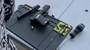 Свързани с електронно устройство пистолети които могат да се ползват