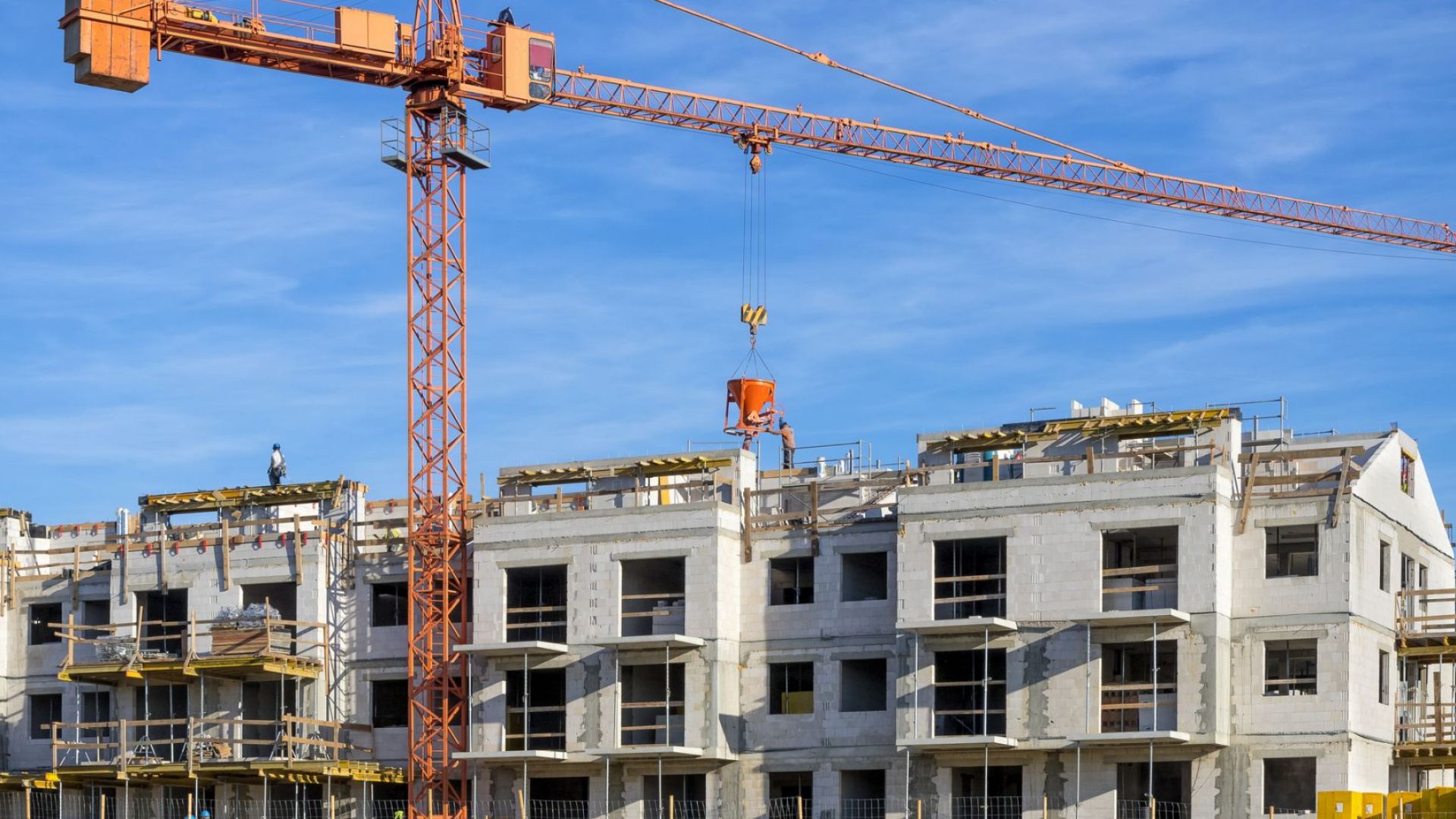 Скок в броя на разрешенията за строеж на жилища в Бургаско