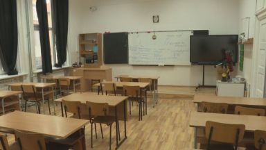 Онлайн обучение и вечерен час за всички ученици в Благоевградска област
