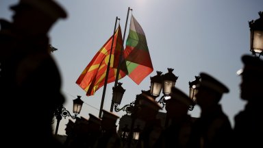 Скопие призна, че има предложение от Франция за уреждане на спора с България