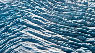 Топящи се ледове от Гренландия ще повишат морското ниво с най-малко 27 сантиметра