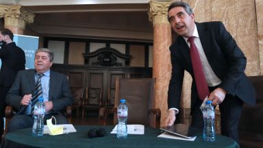 Росен Плевнелиев отправи апел към премиера Кирил Петков да се