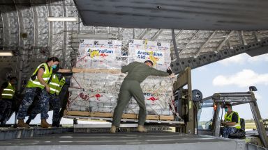 Хуманитарна помощ от целия свят потегля за Тонга тихоокеанското кралсво