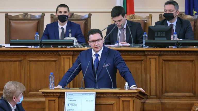 Парламентът се готви да излезе с обща декларация, в която