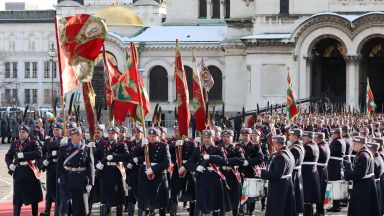 След като положиха клетва като президент и вицепрезидент за