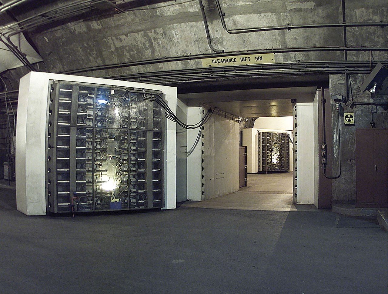 Подземният команден комплекс НОРАД e проектиран да издържа на ядрено нападение