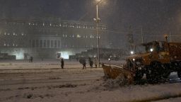 Гърция и Турция под снежна блокада, български отбор в пътен капан край Истанбул (снимки/видео)