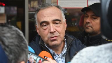 За съжаление огромната част от българите са русофили затова властта