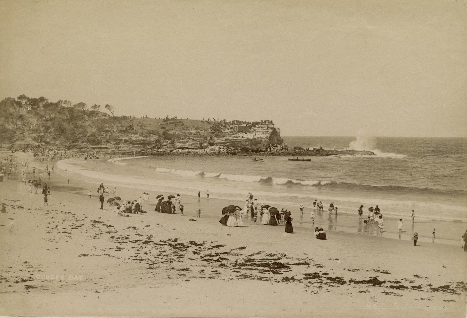 Плаж край Сидни през 1880 г. 