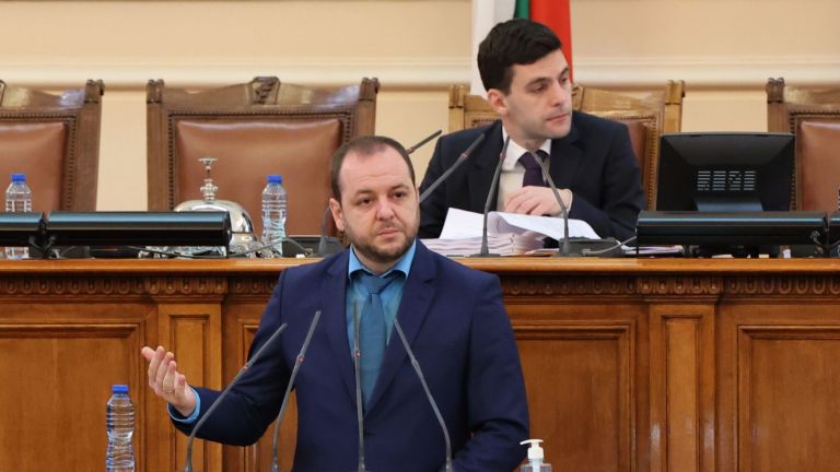 Парламентът прие на първо четене промени в Закона за околната