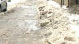 20-сантиметров лед от фекални води скова улица в столичния квартал "Горна баня"