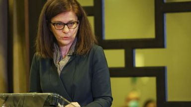 Министърът на външните работи Теодора Генчовска ще посети утре Украйна