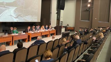 Не само не спираме тунела под връх Шипка но мога