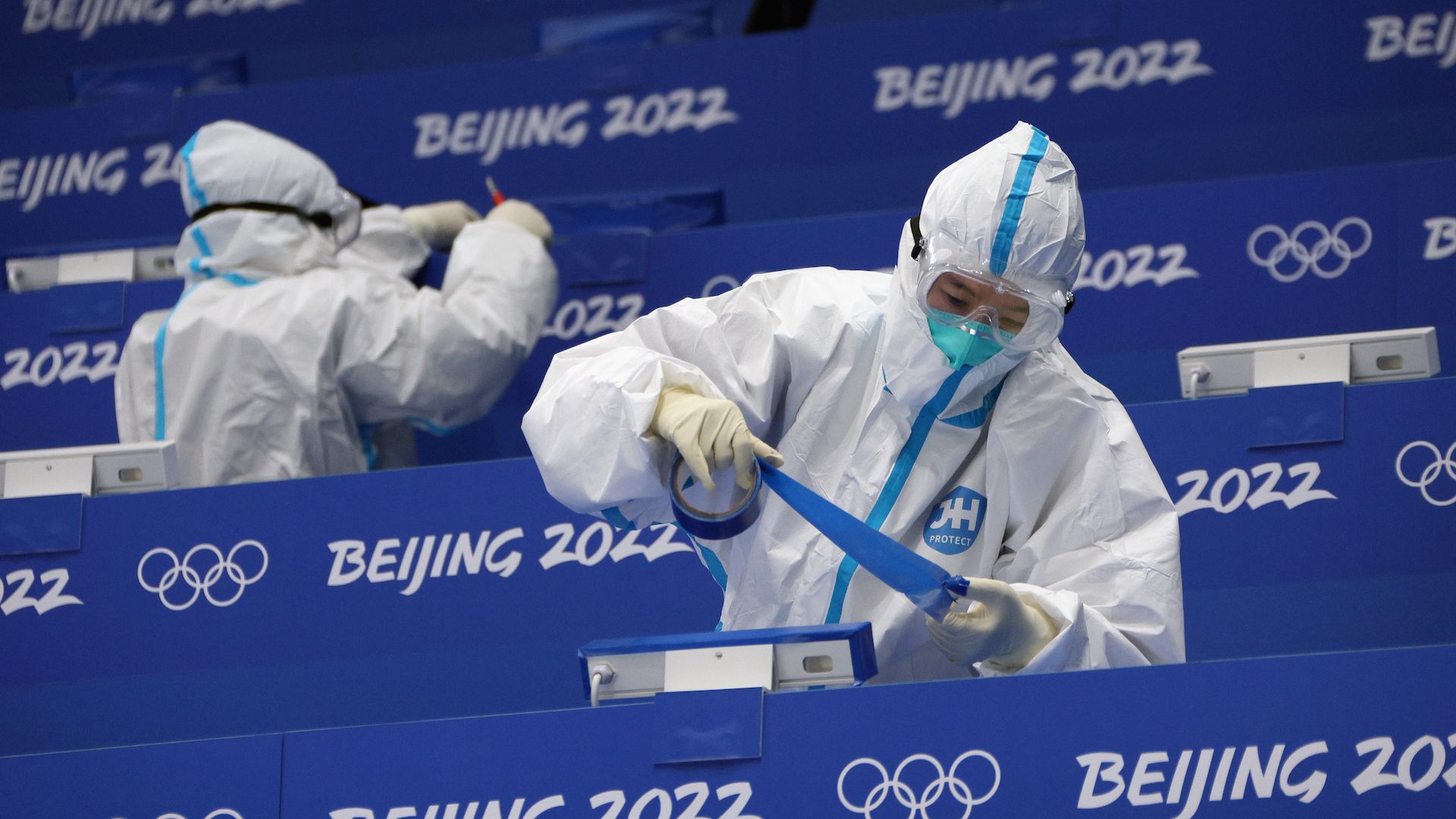 В Пекин отчетоха скок на заразените олимпийци и официални лица