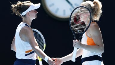 Чехкини спечелиха двойките на Australian Open след почти тричасов финал