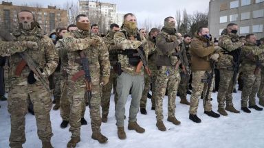 Украйна призова Русия да изтегли войските си от границата и