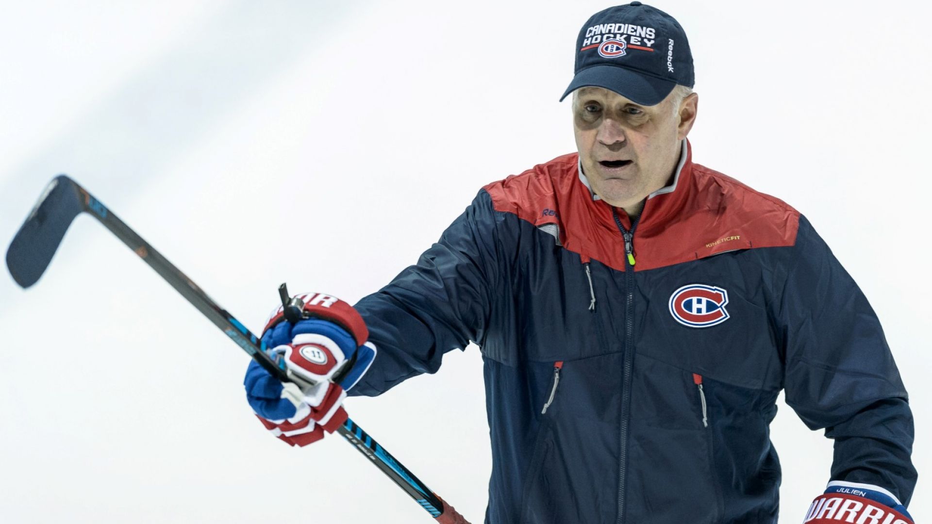 Хокейният треньор на Канада се контузи и пропуска Олимпиадата
