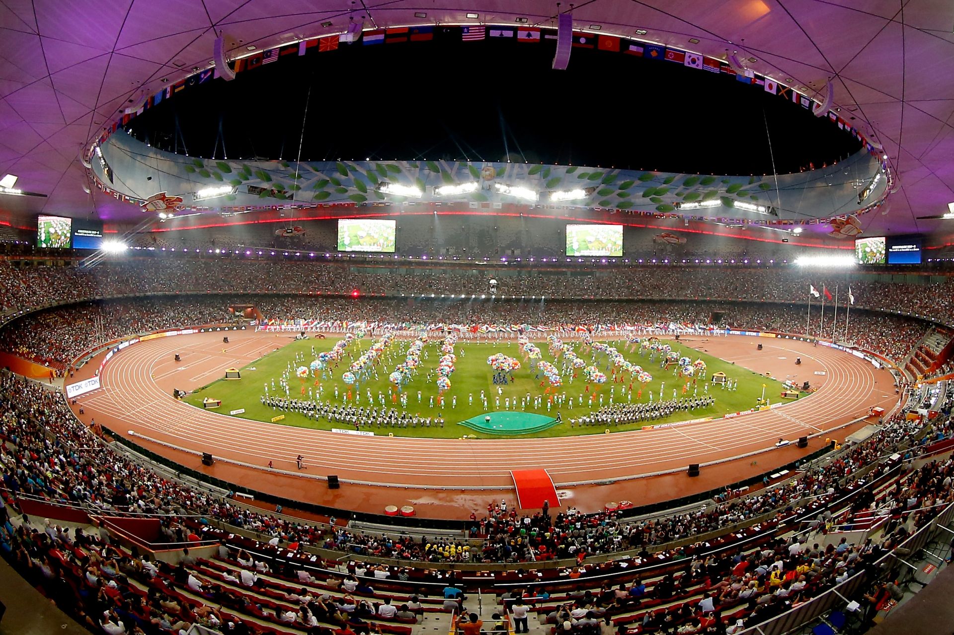 Олимпийският стадион по време на летните игри през 2008-а